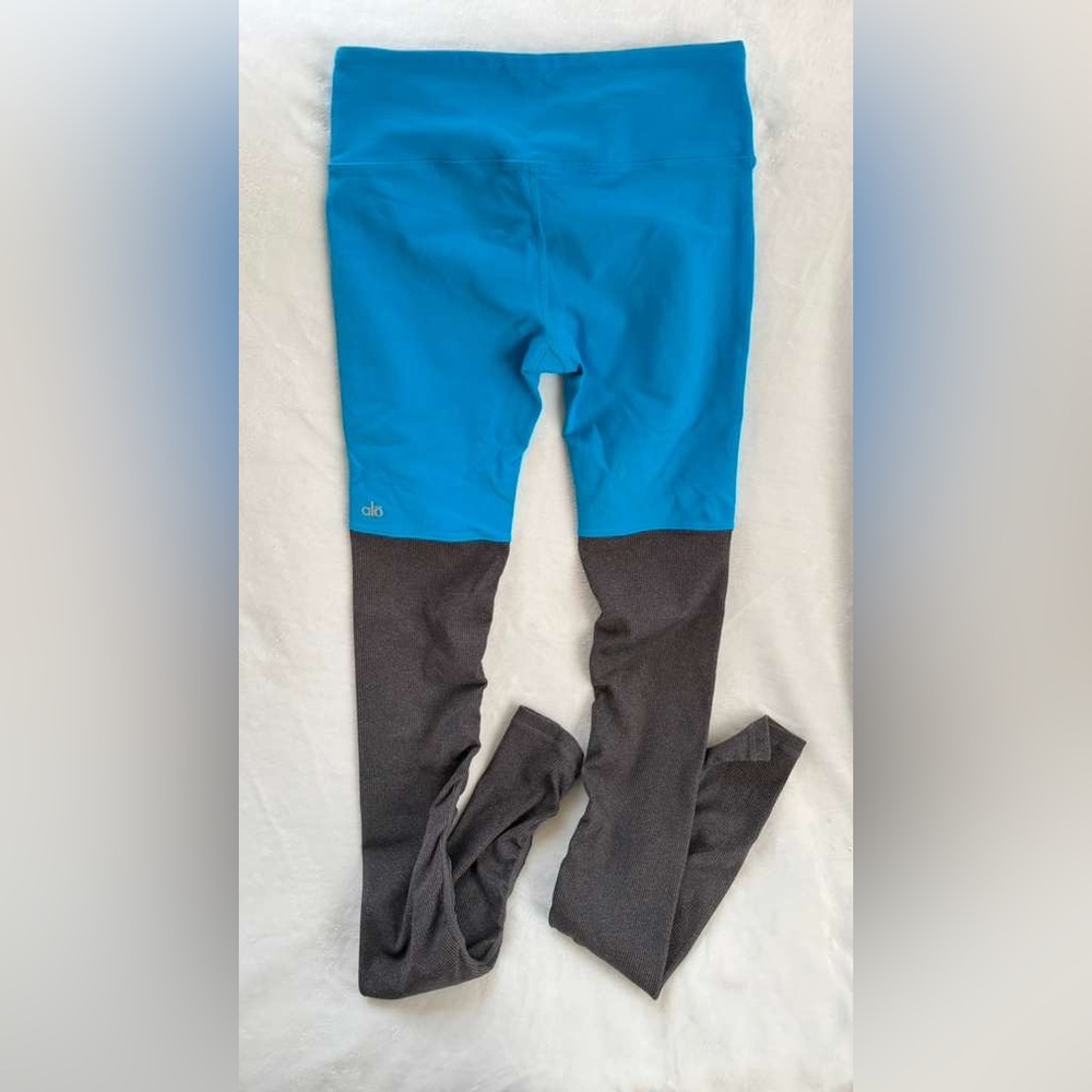 ALO Yoga Kids Leggings in Blue and Gray